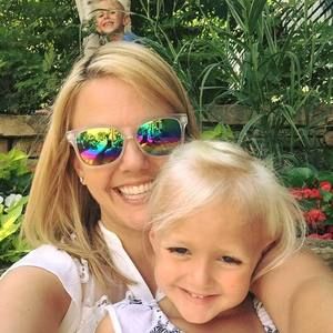 Meet your Posher, Amie